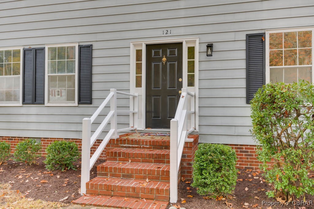 121 Quaker Road Hampton, VA 23669 - Photo 2 of 39 Gallery Image 2