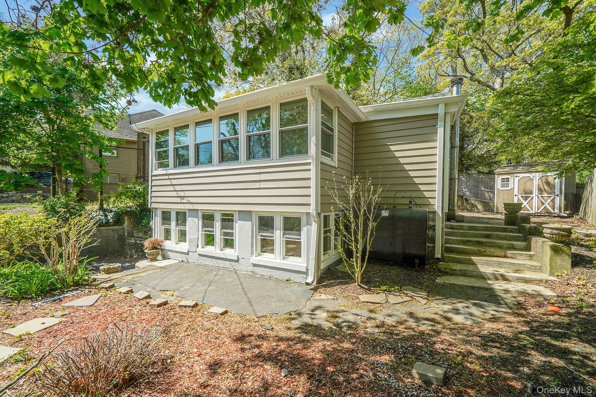 65 Woodlawn Road Rocky Point, NY 11778 - Photo 4 of 25