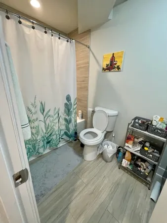 $2,650 | 910 West Waveland Avenue, Unit G, Chicago, IL 60613