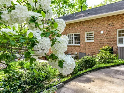 $1,100,000 | 2818 Hinsdale Street, Charlotte, NC 28210