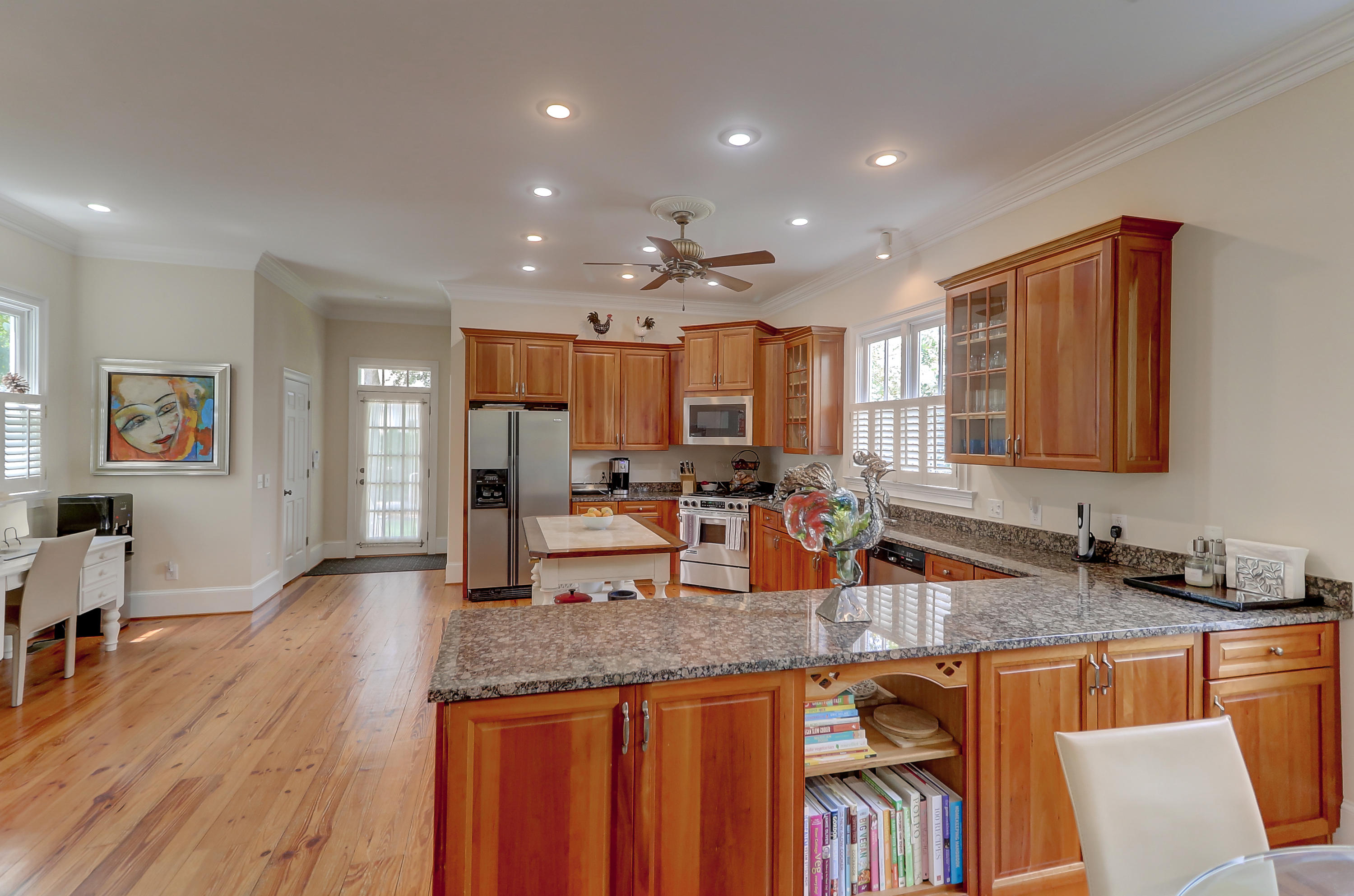 65 Ponsbury Road Mount Pleasant, SC 29464 - Photo 15 of 34 Kitchen with Custom Cabinetry