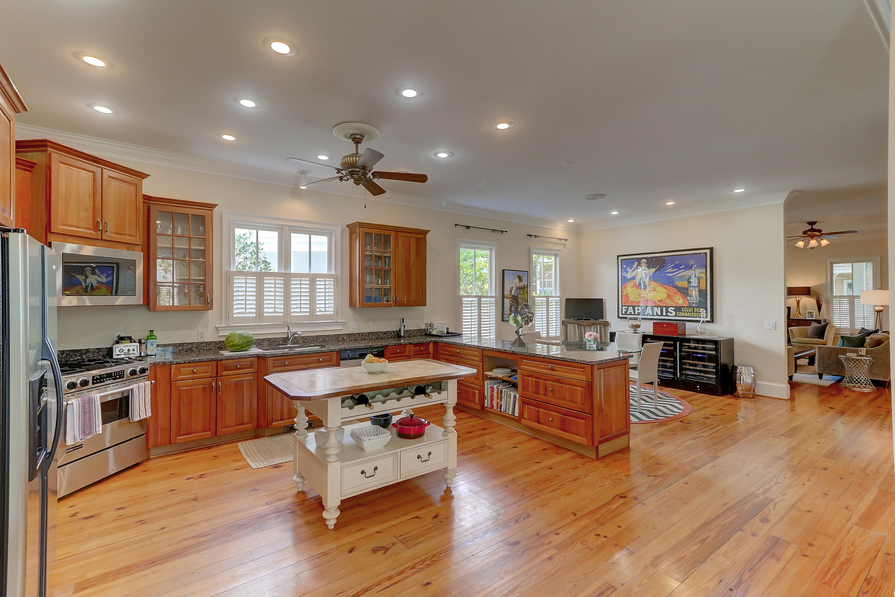 65 Ponsbury Road Mount Pleasant, SC 29464 - Photo 3 of 34 Big and Beautiful Kitchen Area