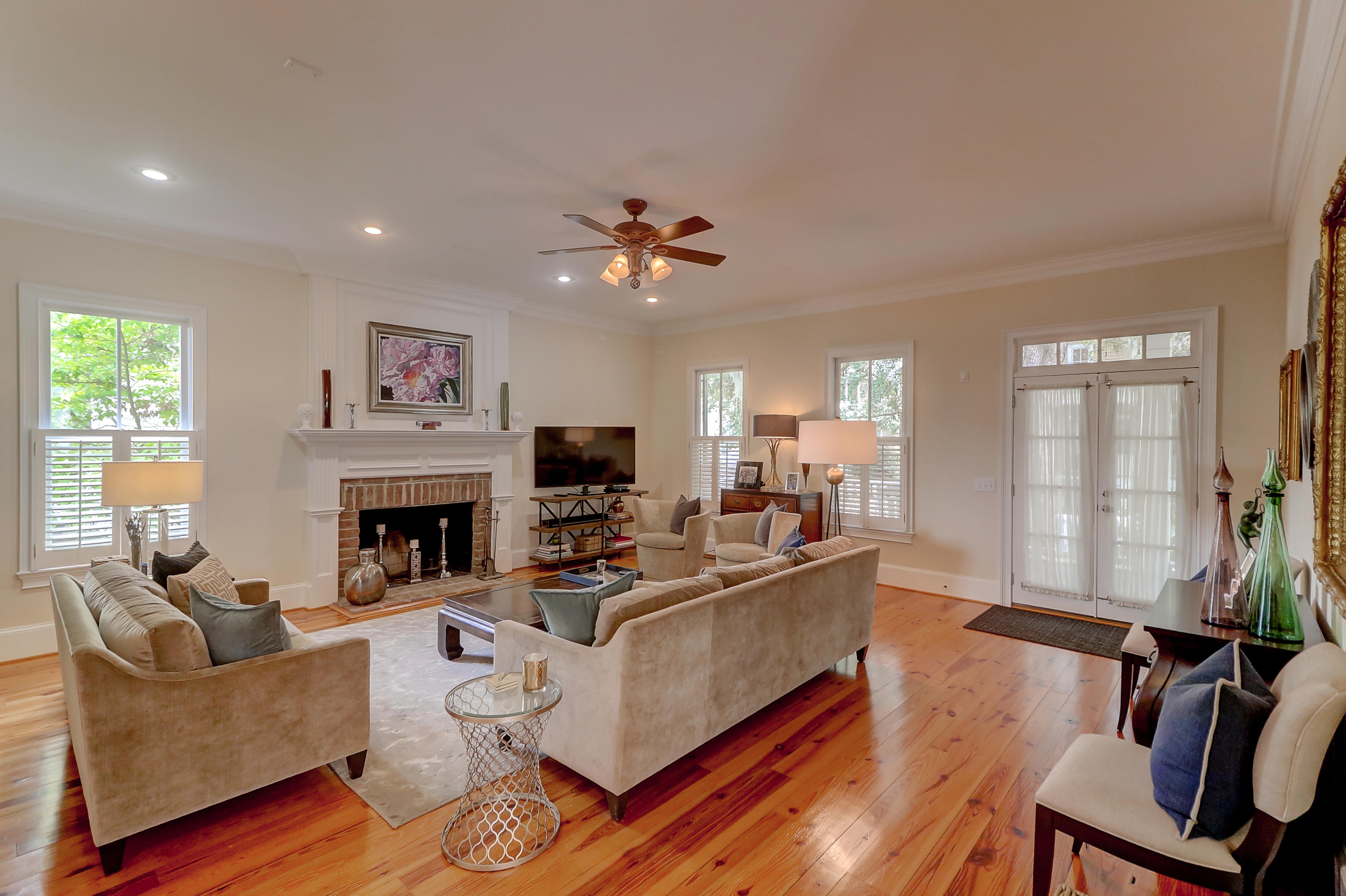 65 Ponsbury Road Mount Pleasant, SC 29464 - Photo 7 of 34 huge living room with fireplace