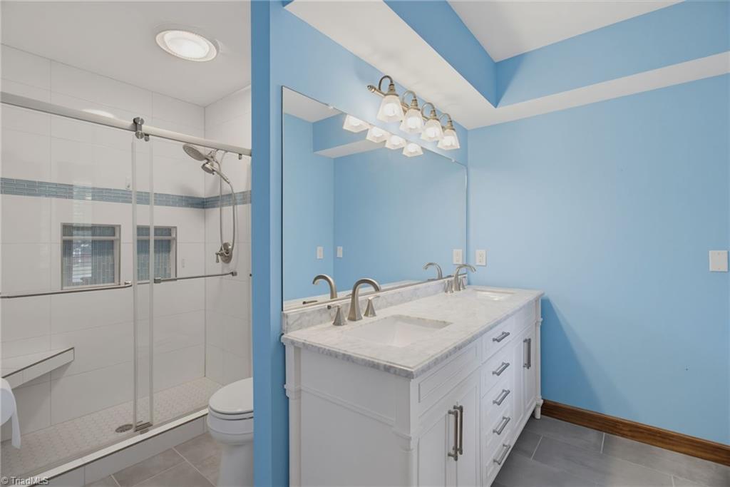 237 Rockford Road Kernersville, NC 27284 - Photo 27 of 42 2nd Primary bath