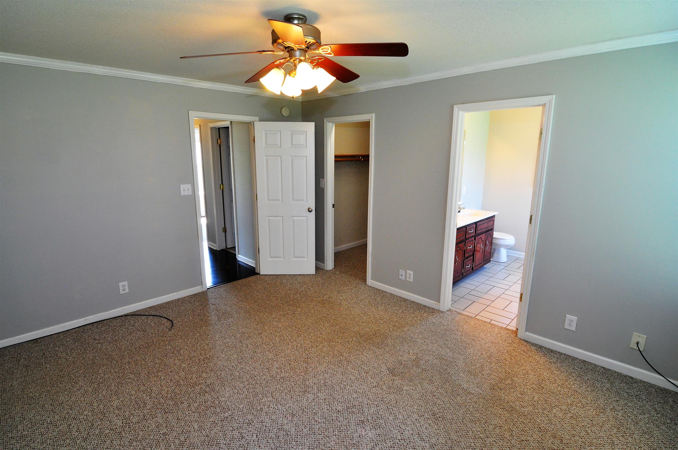 1848 Twin Rivers Road Clarksville, TN 37040 - Photo 13 of 23 Large Master w Walk-in Closet