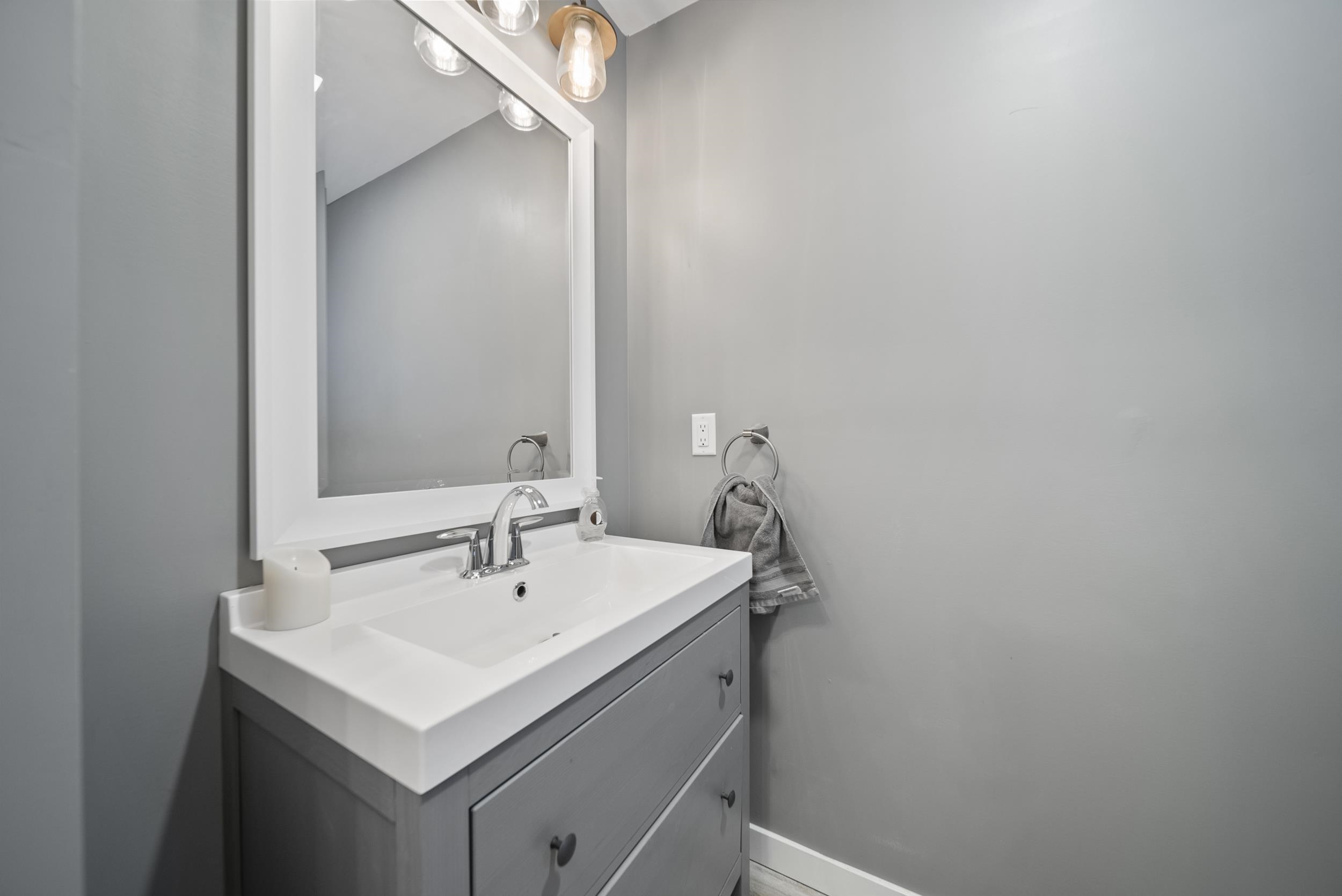 686 Rte 13 Milford, NH 03055 - Photo 14 of 51