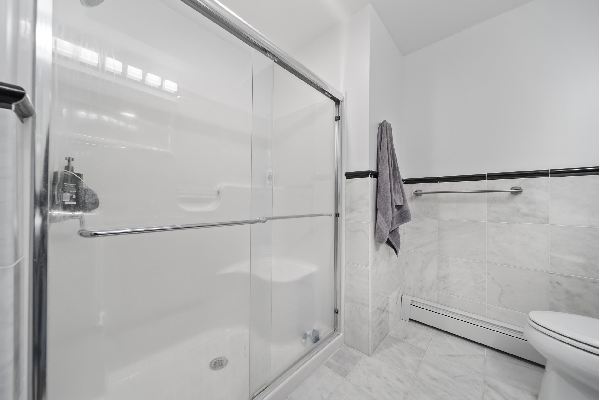 686 Rte 13 Milford, NH 03055 - Photo 23 of 51