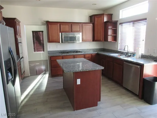 $3,125 | 1744 Baja Lane, Henderson, NV 89012