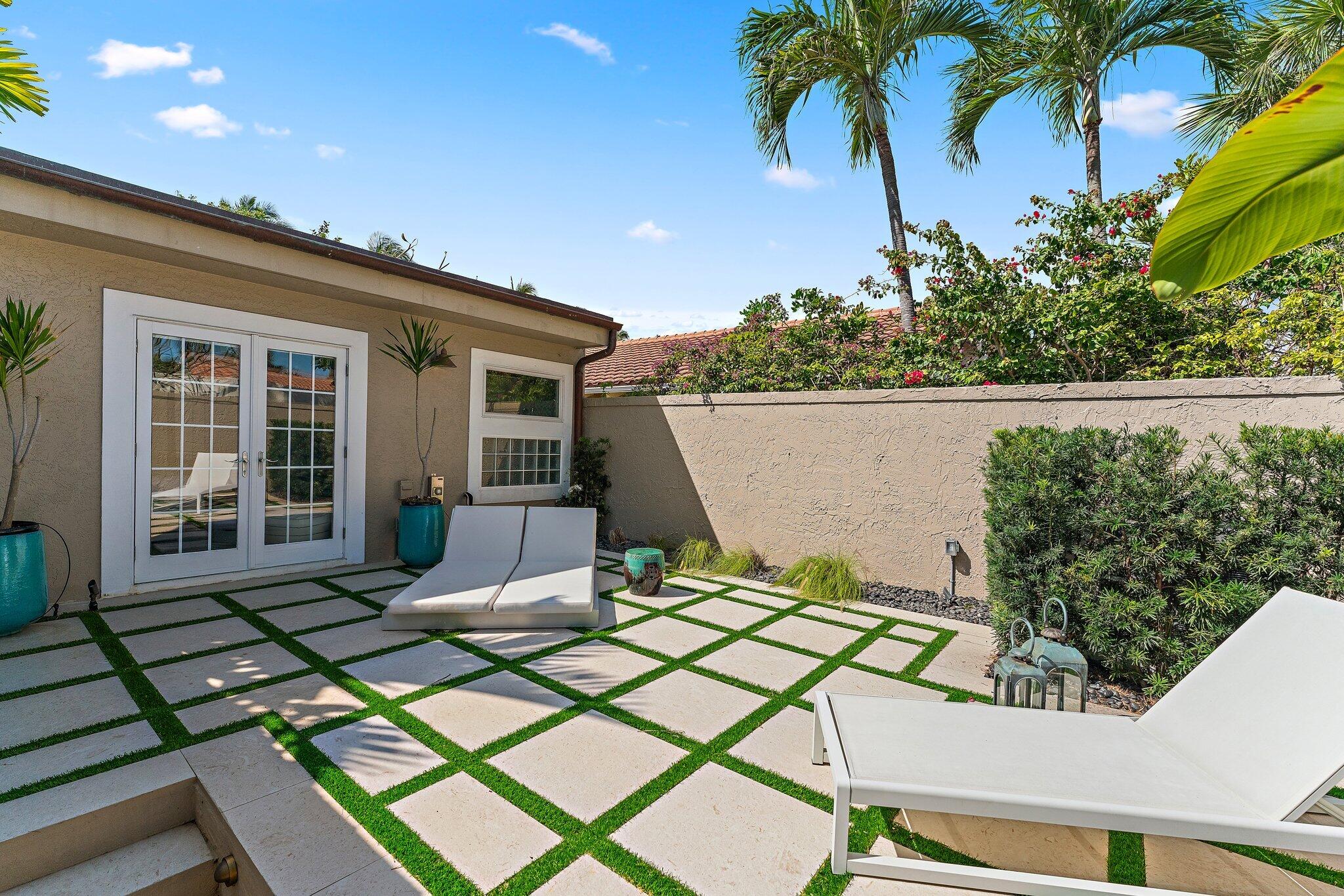 105 Rainbow Fish Circle Jupiter, FL 33477 - Photo 33 of 57 006-105RainbowFishCir-Jupiter-SMALL