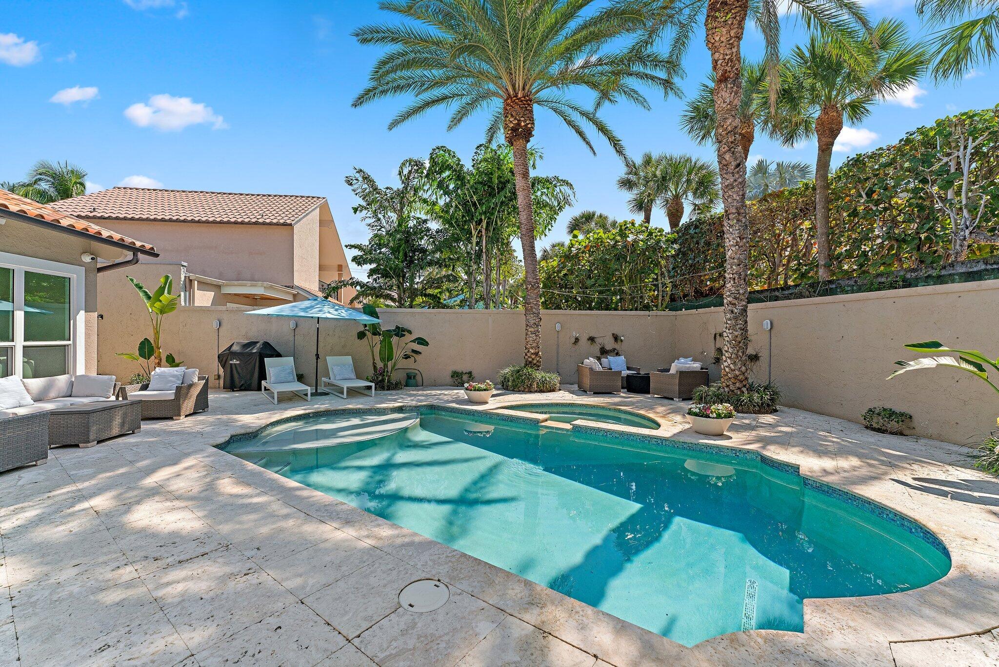 105 Rainbow Fish Circle Jupiter, FL 33477 - Photo 43 of 57 047-105RainbowFishCir-Jupiter-SMALL