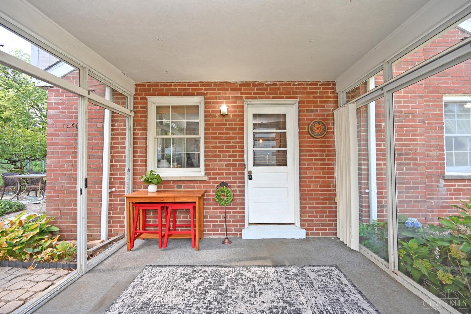 4051 Hubble Road Cincinnati, OH 45247 - Photo 28 of 37