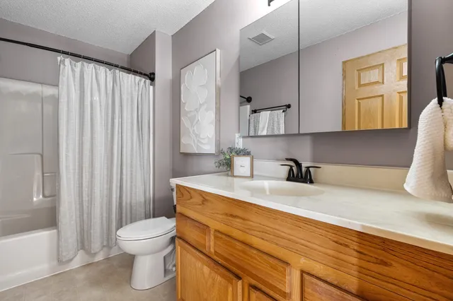 $250,000 | 1563 Ponderosa Lane, New Richmond, WI 54017