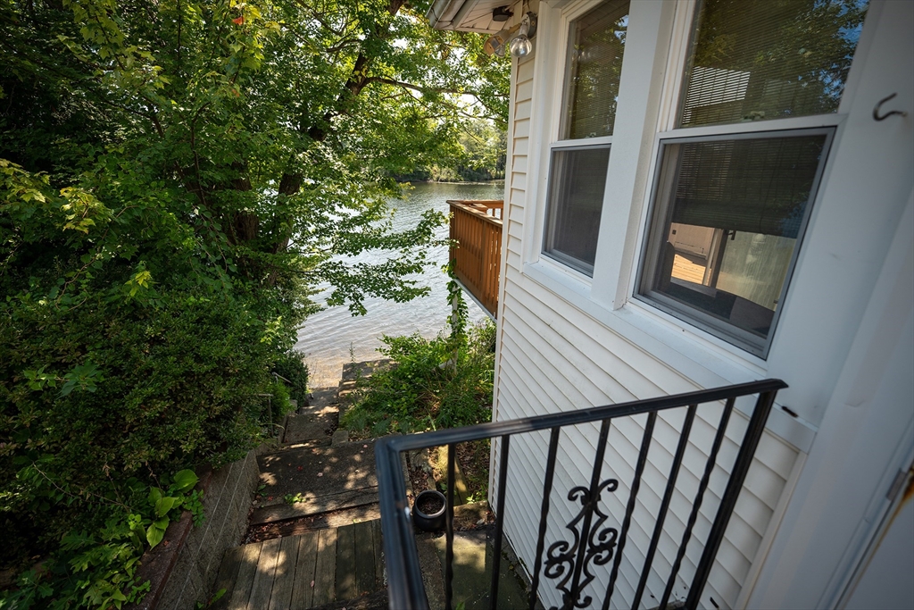125 Birch Island Road Webster, MA 01570 - Photo 27 of 38 Gallery Image 27