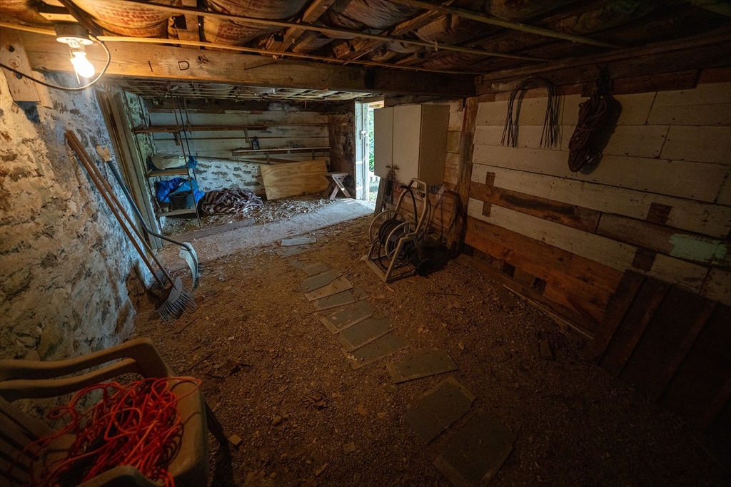 125 Birch Island Road Webster, MA 01570 - Photo 33 of 38 Gallery Image 33