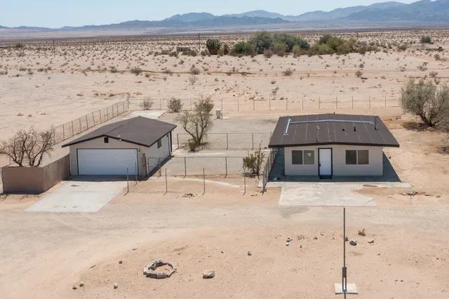 $288,000 | 84417 Amboy Road, Twentynine Palms, CA 92277
