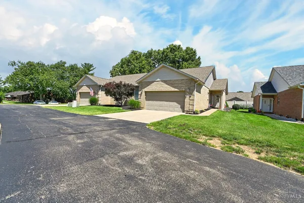 $274,900 | 322 Lauryn Meadows Court, Fairfield, OH 45014
