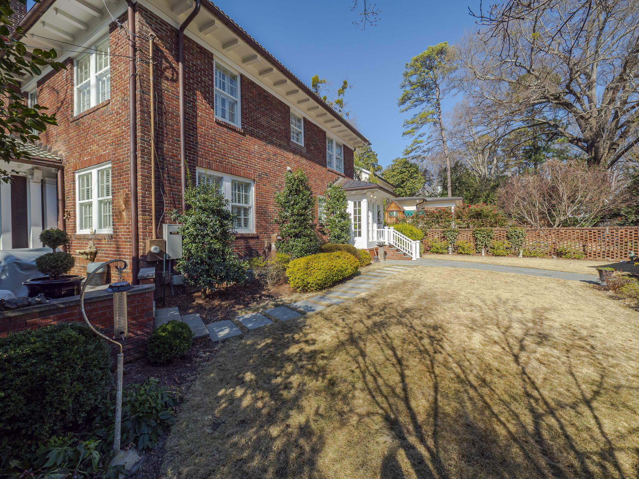 1800 St Marys Street Raleigh, NC 27608 - Photo 45 of 50 Back yard
