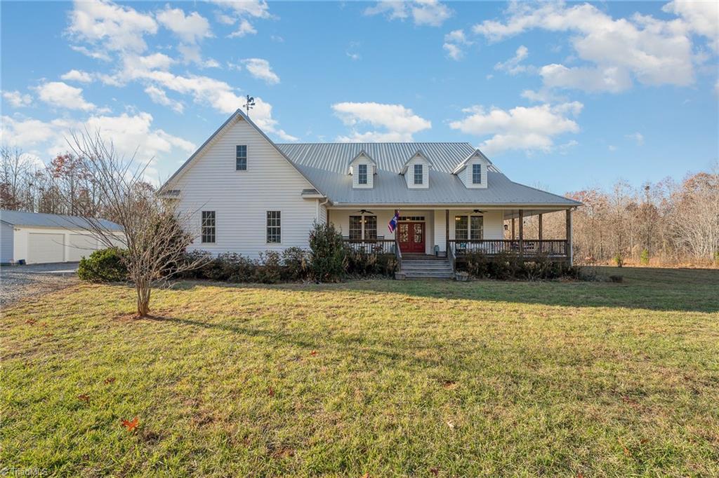 640 Gallimore Road Denton, NC 27239 - Photo 3 of 49 Gallery Image 3