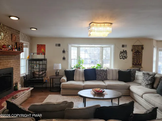 $3,750 | 602 Little Mayfair Court, Stroudsburg, PA 18360