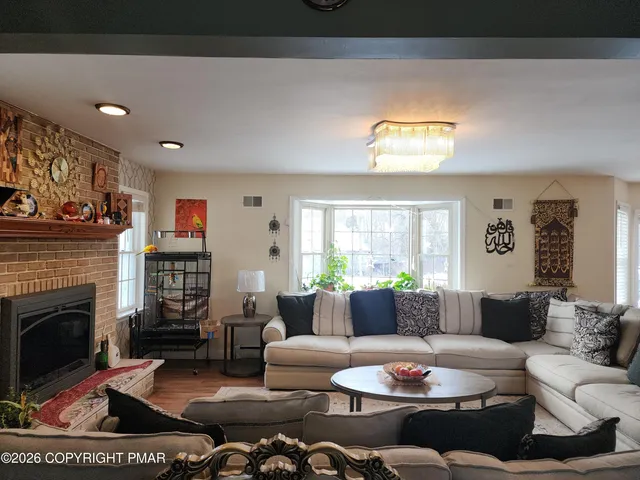 $3,750 | 602 Little Mayfair Court, Stroudsburg, PA 18360