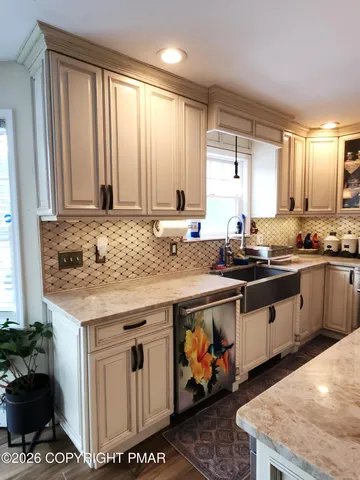 $3,750 | 602 Little Mayfair Court, Stroudsburg, PA 18360