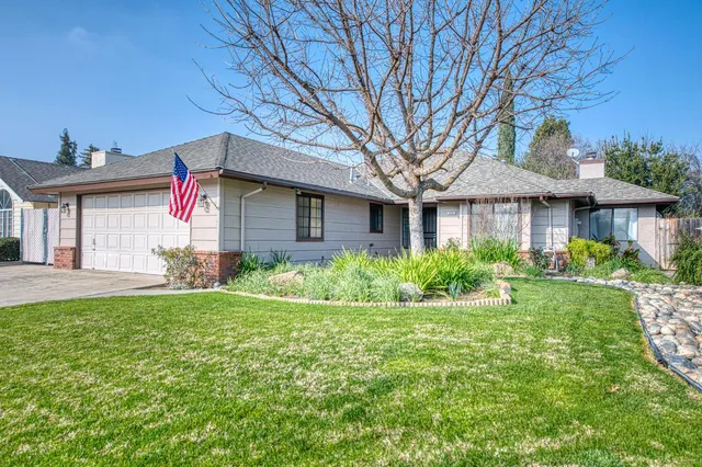 $425,000 | 1495 Purvis Avenue, Clovis, CA 93611