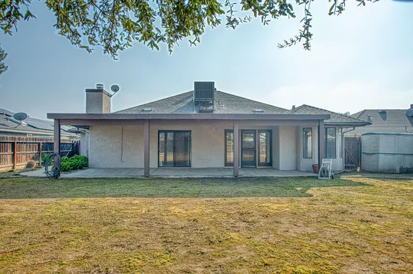 $427,500 | 1495 Purvis Avenue, Clovis, CA 93611