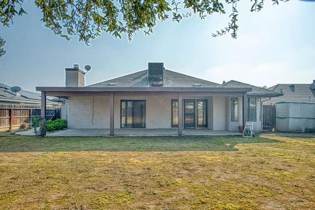 $425,000 | 1495 Purvis Avenue, Clovis, CA 93611