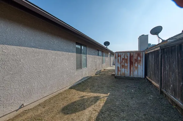 $427,500 | 1495 Purvis Avenue, Clovis, CA 93611