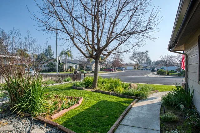 $425,000 | 1495 Purvis Avenue, Clovis, CA 93611