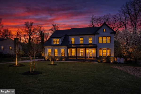 $1,100 | 2424 Carey Lane, Vienna, VA 22181