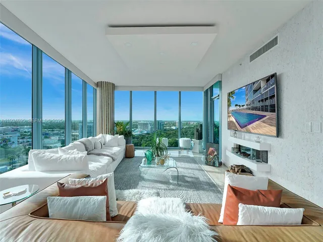 $4,900 | 601 Northeast 36th Street, Unit 1801, Miami, FL 33137