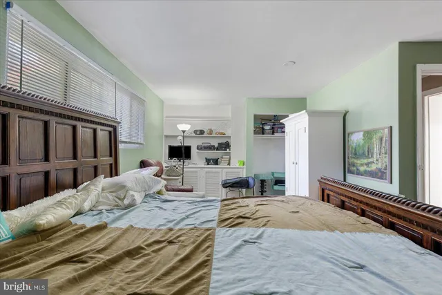 $550,000 | 13103 Magellan Avenue, Rockville, MD 20853