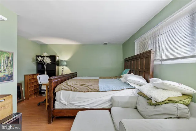 $550,000 | 13103 Magellan Avenue, Rockville, MD 20853