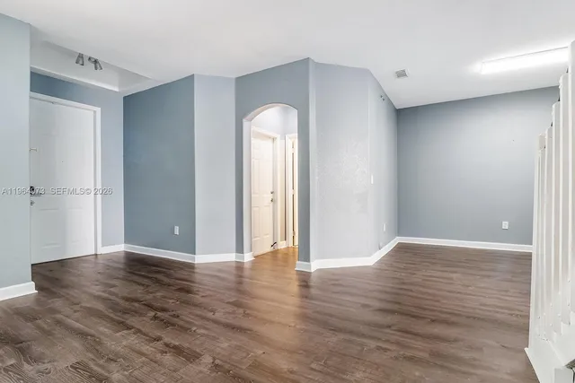 $4,000 | Islands of Doral, Doral, FL 33178