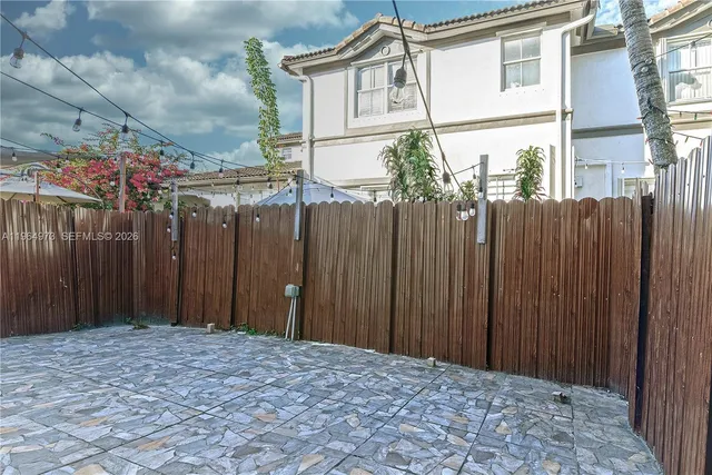 $4,000 | Islands of Doral, Doral, FL 33178