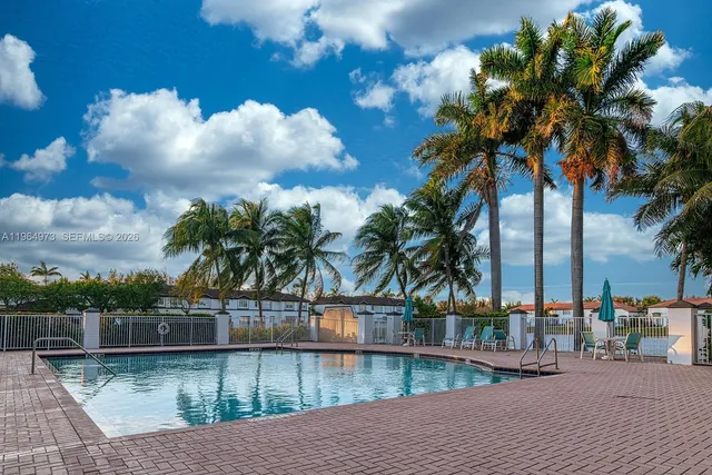 $4,000 | Islands of Doral, Doral, FL 33178