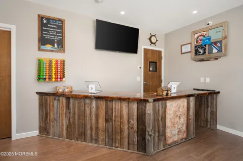 $5,700,000 | 501 Broadway, Barnegat Light, NJ 08006