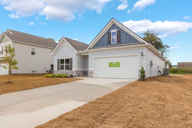 $389,990 | 569 Nightengale Ridge Drive, Columbia, TN 38401