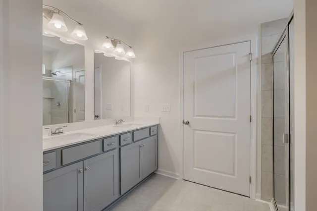 $389,990 | 569 Nightengale Ridge Drive, Columbia, TN 38401