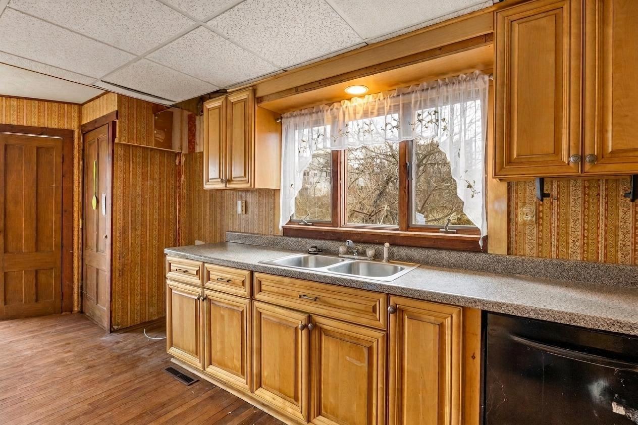 56 Samoset Road Sagamore Beach, MA 02562 - Photo 21 of 43 kitchen