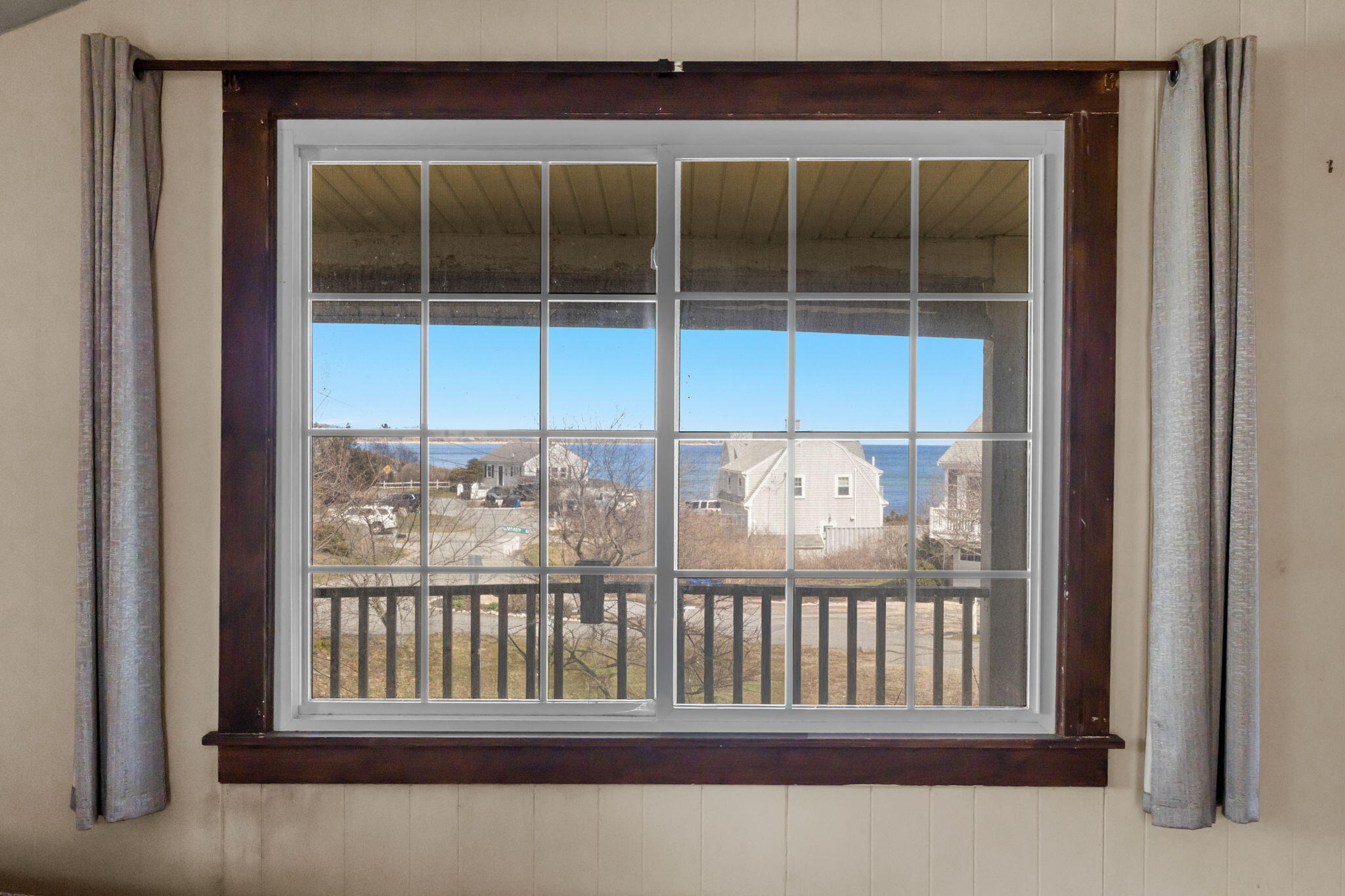 56 Samoset Road Sagamore Beach, MA 02562 - Photo 10 of 43 view living room