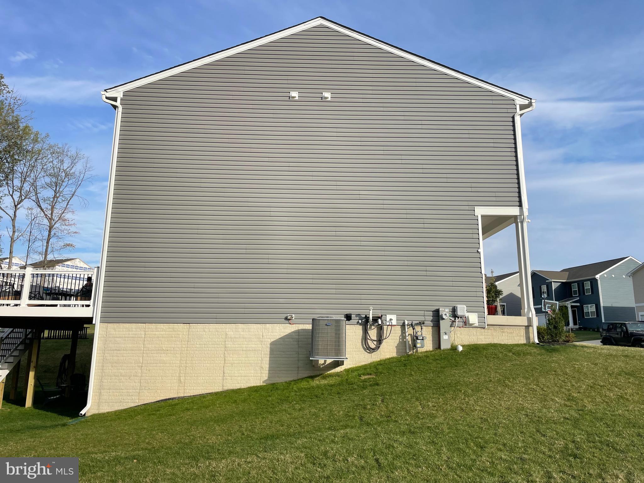 976 Pagonia Road Joppa, MD 21085 - Photo 66 of 69 a front view of a house with garden