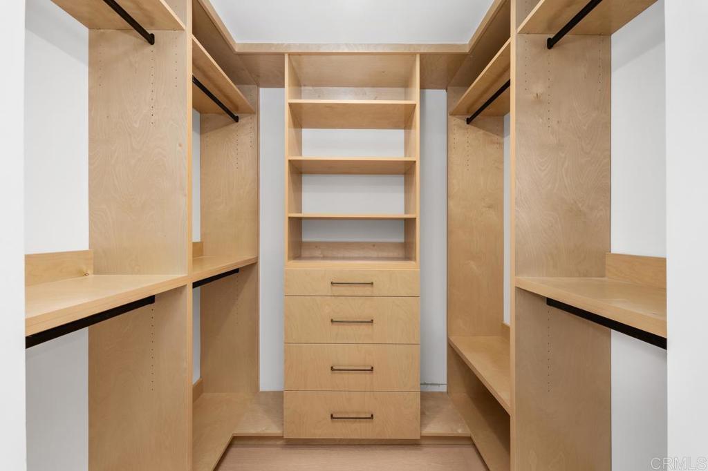 2500 Torrey Pines Road, Unit 1101 La Jolla, CA 92037 - Photo 31 of 60 Primary Bedroom walk in closet