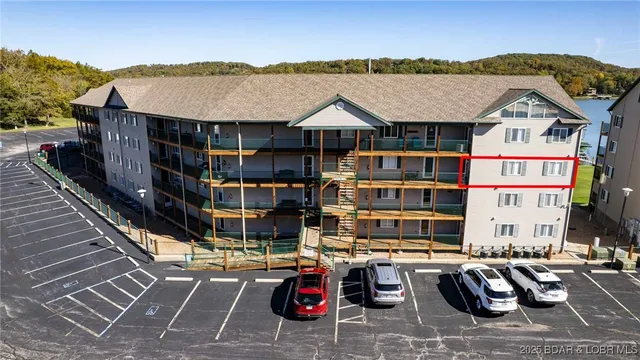 $345,000 | 164 Cedar Glen Drive, Unit 3E, Camdenton, MO 65020