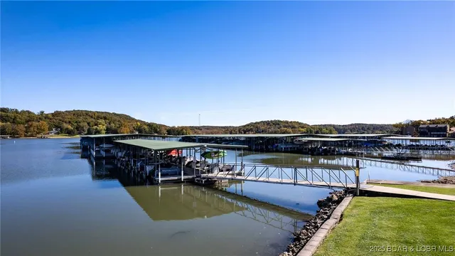 $345,000 | 164 Cedar Glen Drive, Unit 3E, Camdenton, MO 65020