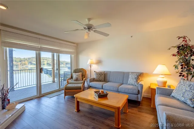 $345,000 | 164 Cedar Glen Drive, Unit 3E, Camdenton, MO 65020