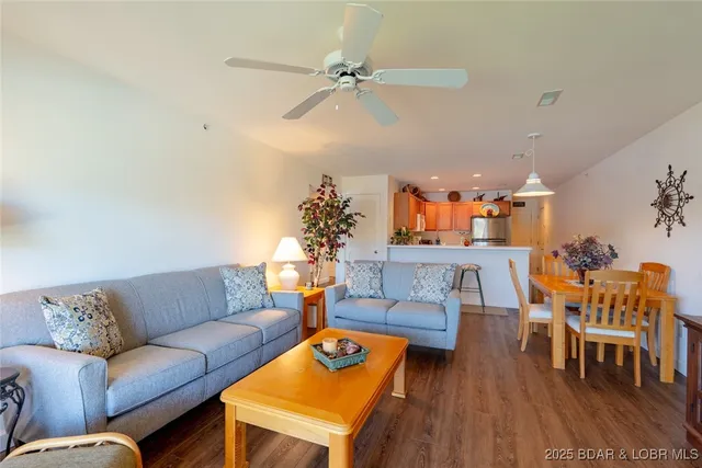 $345,000 | 164 Cedar Glen Drive, Unit 3E, Camdenton, MO 65020