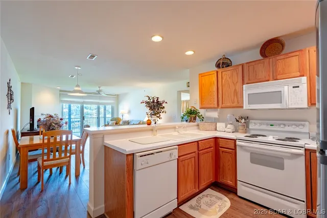 $345,000 | 164 Cedar Glen Drive, Unit 3E, Camdenton, MO 65020