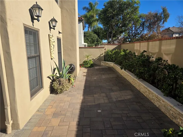 $6,500 | 5704 Miguel Way, Long Beach, CA 90814